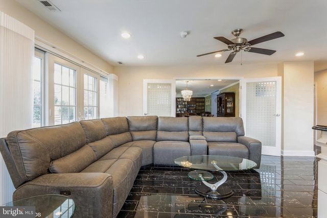 7908 IVY LN, Baltimore, MD 21208