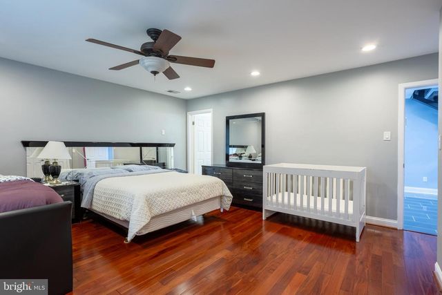 7908 IVY LN, Baltimore, MD 21208