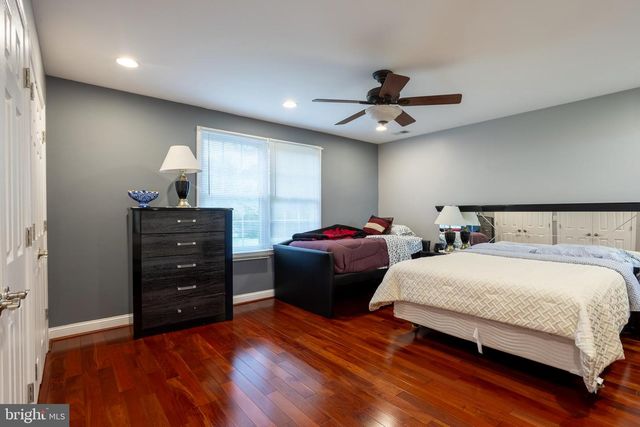 7908 IVY LN, Baltimore, MD 21208