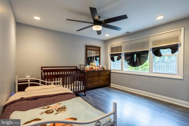 7908 IVY LN, Baltimore, MD 21208