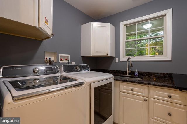 7908 IVY LN, Baltimore, MD 21208