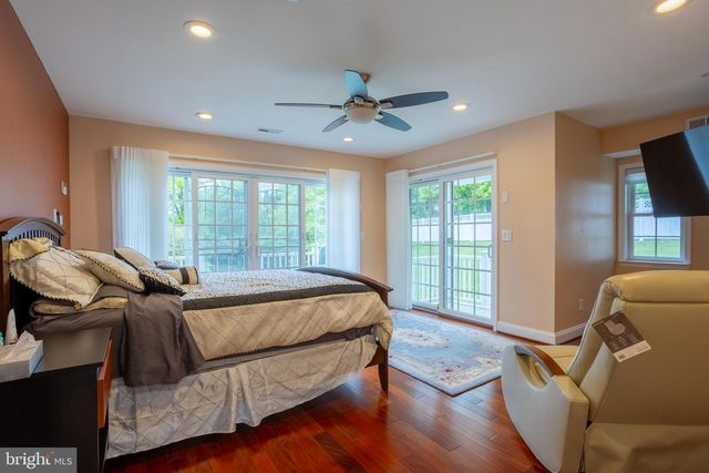 7908 IVY LN, Baltimore, MD 21208
