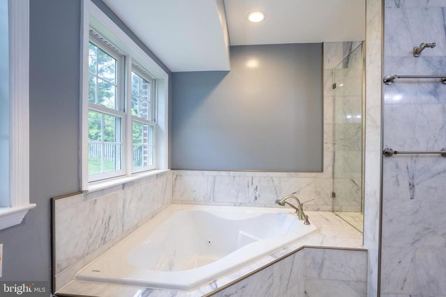 7908 IVY LN, Baltimore, MD 21208