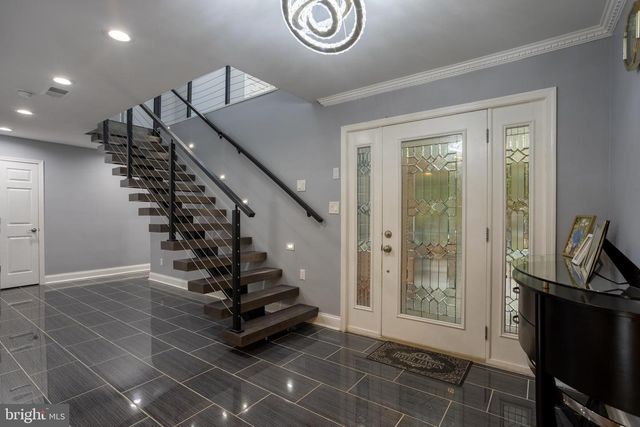 7908 IVY LN, Baltimore, MD 21208