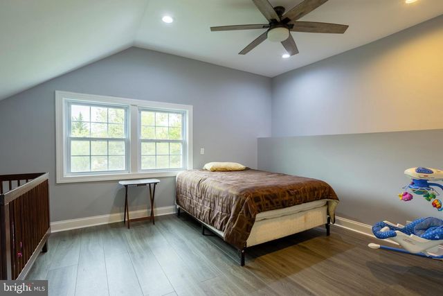 7908 IVY LN, Baltimore, MD 21208