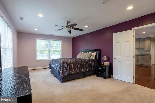 7908 IVY LN, Baltimore, MD 21208