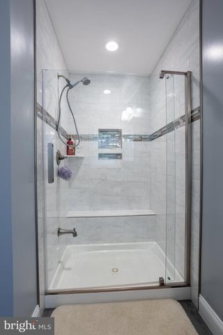 7908 IVY LN, Baltimore, MD 21208