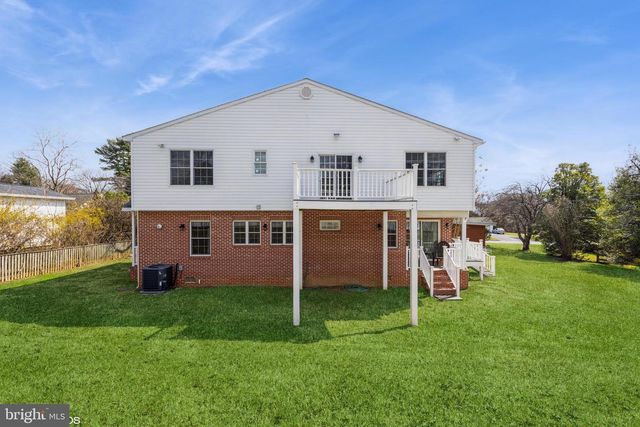 7908 IVY LN, Baltimore, MD 21208