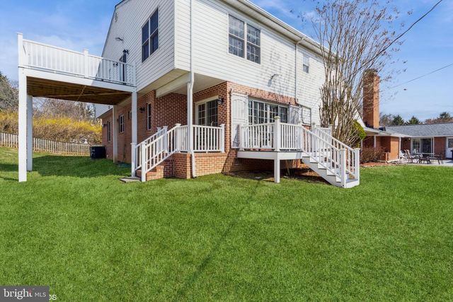 7908 IVY LN, Baltimore, MD 21208