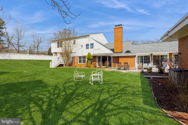 7908 IVY LN, Baltimore, MD 21208