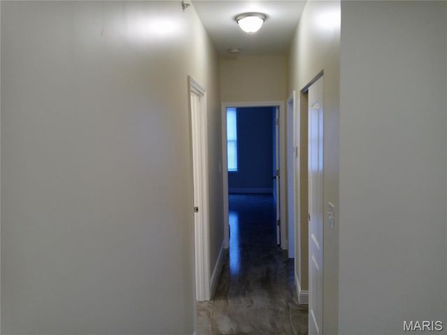 613 S Florissant Road 102, Ferguson, MO 63135