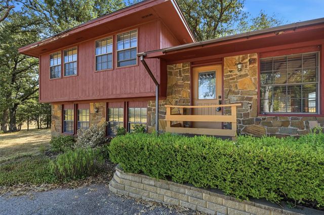 1471 County Road 219, Gainesville, TX 76240