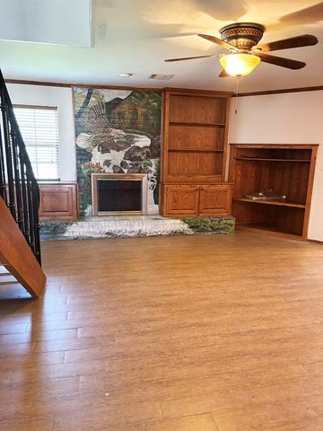 1004 N Eunice Avenue, Newcastle, OK 73065