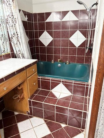 1004 N Eunice Avenue, Newcastle, OK 73065