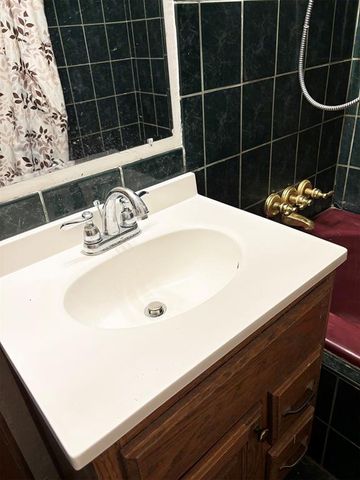 1004 N Eunice Avenue, Newcastle, OK 73065