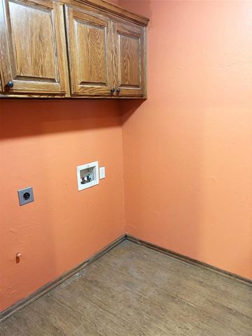 1004 N Eunice Avenue, Newcastle, OK 73065