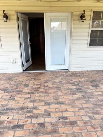1004 N Eunice Avenue, Newcastle, OK 73065