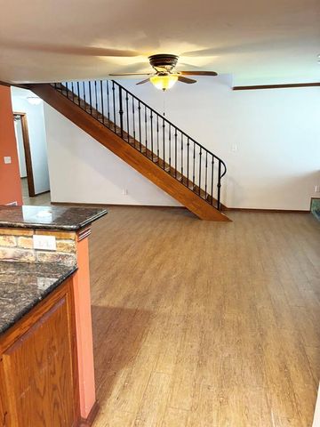 1004 N Eunice Avenue, Newcastle, OK 73065