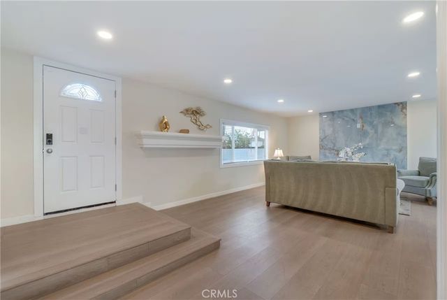 25421 Adriana, Mission Viejo, CA 92691