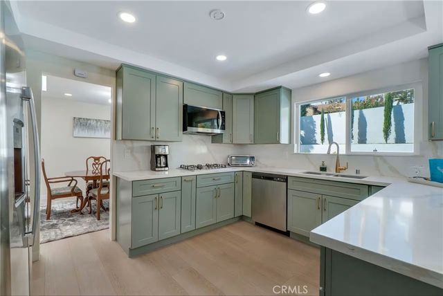 25421 Adriana, Mission Viejo, CA 92691