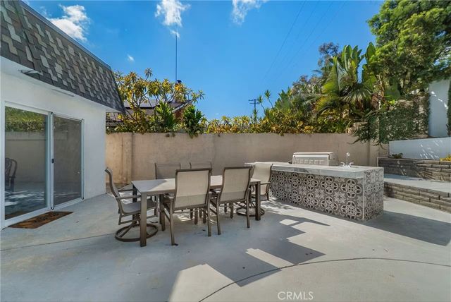 25421 Adriana, Mission Viejo, CA 92691