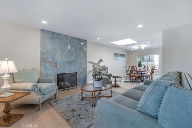 25421 Adriana, Mission Viejo, CA 92691
