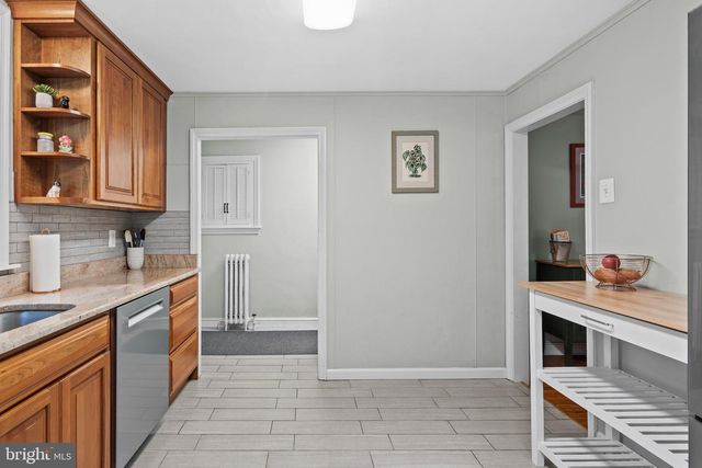 594 HAVERFORD RD, Haverford, PA 19041