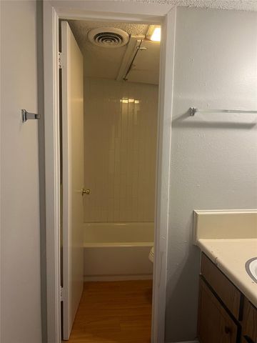 311 E 31st ST 307A, Austin, TX 78705