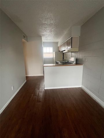 311 E 31st ST 307A, Austin, TX 78705