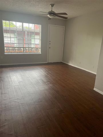 311 E 31st ST 307A, Austin, TX 78705