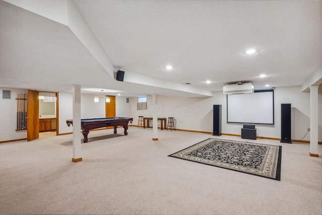 8136 KENNEDY Road, Blacklick, OH 43004