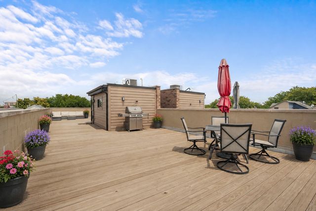 1516 W Diversey Avenue 3, Chicago, IL 60614