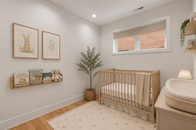 1516 W Diversey Avenue 3, Chicago, IL 60614