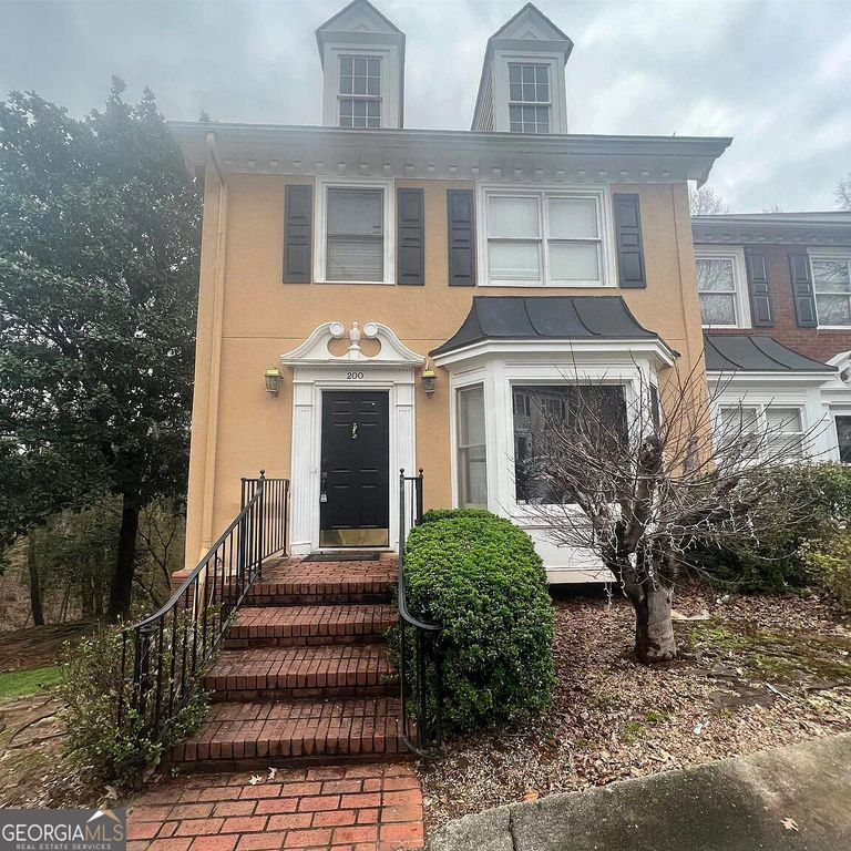 200 Brantley Road, Sandy Springs, GA 30350