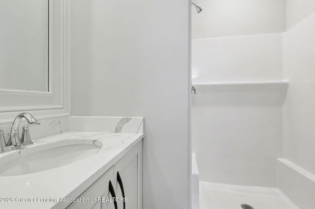 7822 Forestview Drive, Haslett, MI 48840
