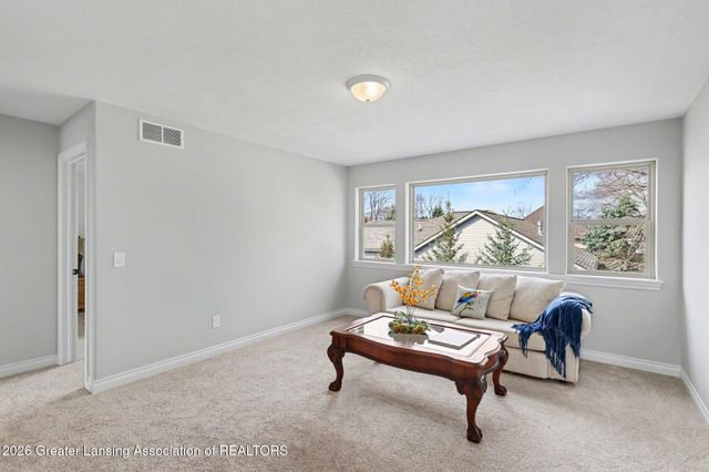 7822 Forestview Drive, Haslett, MI 48840