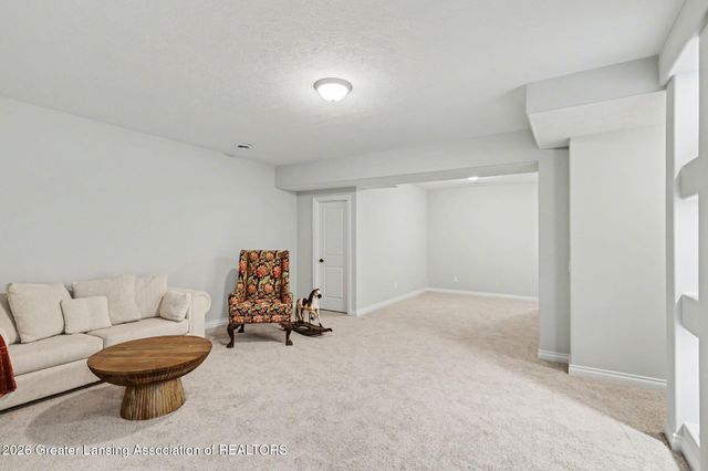 7822 Forestview Drive, Haslett, MI 48840