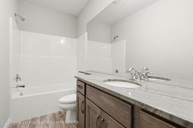 7822 Forestview Drive, Haslett, MI 48840