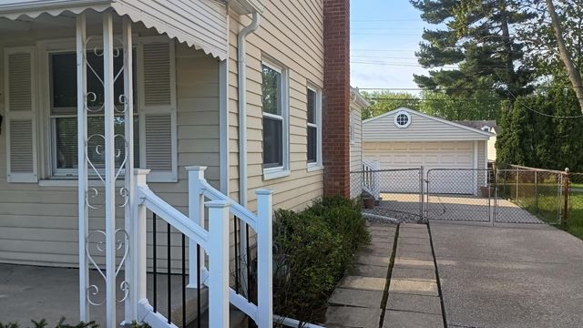 13647 Netherwood Street, Southgate, MI 48195