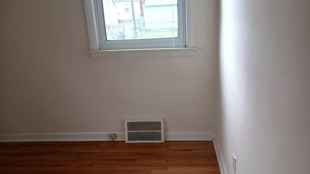 13647 Netherwood Street, Southgate, MI 48195