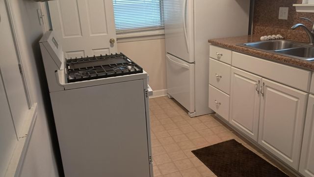 13647 Netherwood Street, Southgate, MI 48195