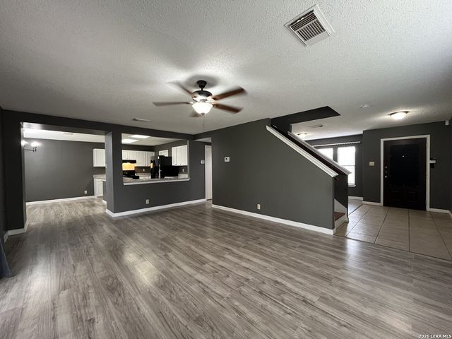 14443 Mountainside Ridge, San Antonio, TX 78233