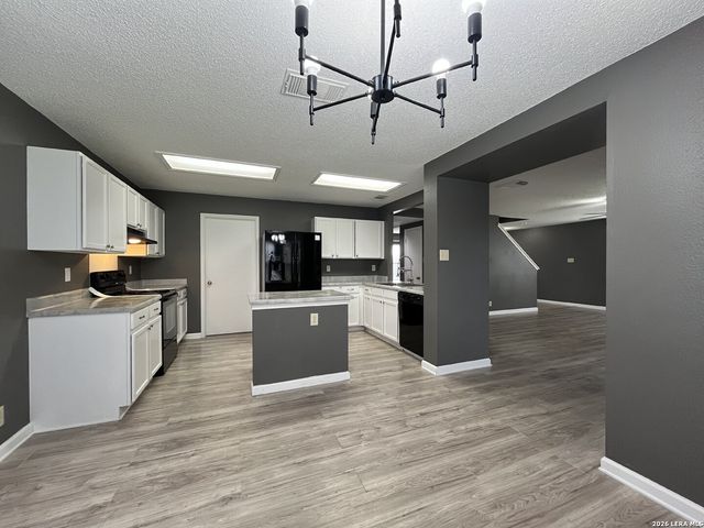 14443 Mountainside Ridge, San Antonio, TX 78233