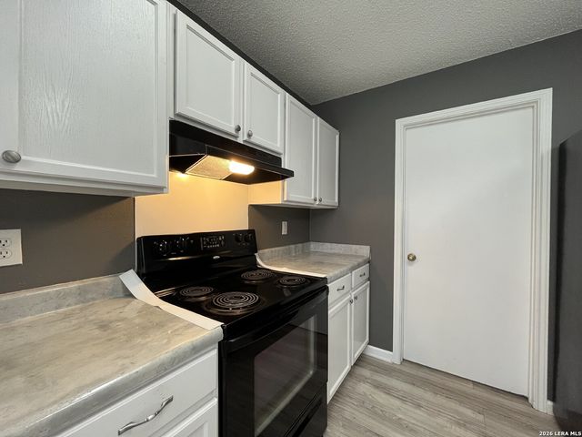 14443 Mountainside Ridge, San Antonio, TX 78233