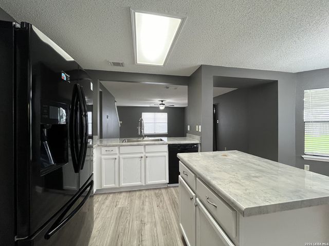 14443 Mountainside Ridge, San Antonio, TX 78233