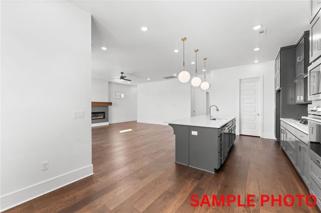 2880 N Sumac Drive, Fayetteville, AR 72703