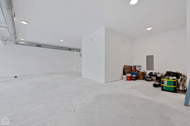 4414 N Kedzie Avenue, Chicago, IL 60625