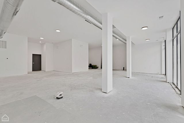 4414 N Kedzie Avenue, Chicago, IL 60625