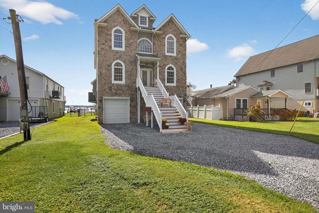 1226 BURKE RD, Baltimore, MD 21220