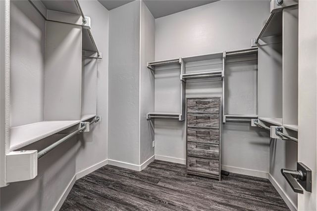 5700 Copper Stone Court, Mustang, OK 73064